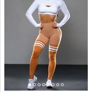 Bombshell sportswear sock leggings